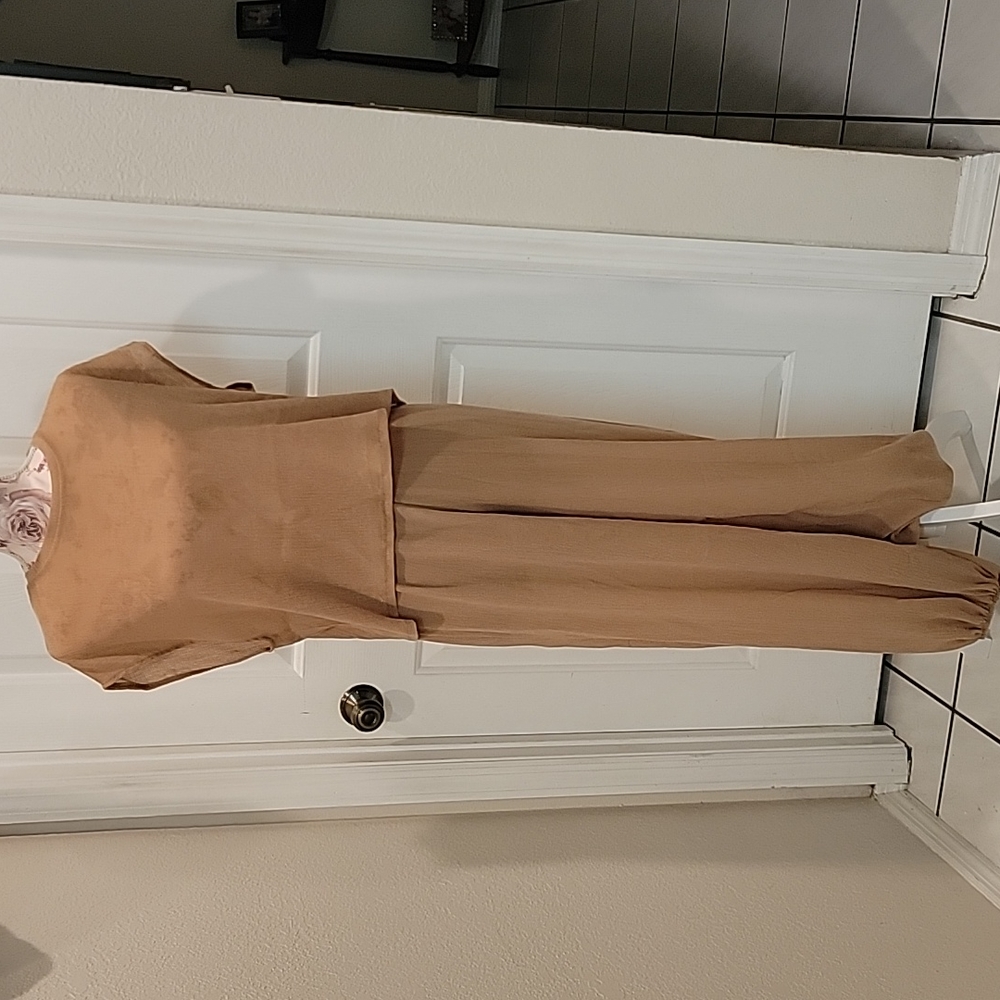 NWOT 2 PC Top & Bottom